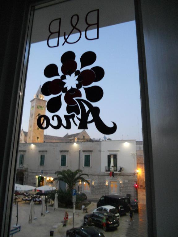 Arco' B&B Trani Cattedrale Oda fotoğraf